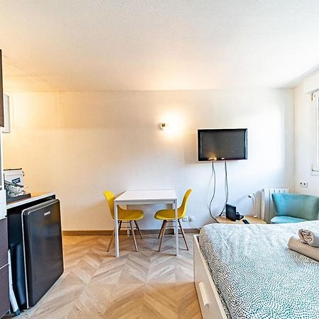 Le Petit Million- Joli Studio Renove-Flachet วีเลอร์บาน ภายนอก รูปภาพ